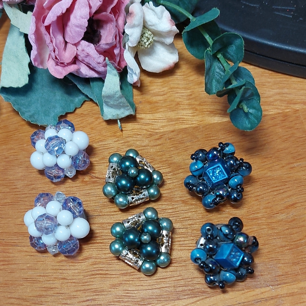 Clip On Earrings Lot Of 3 Pair Vintage Bead Cluster  Green Blue Purple